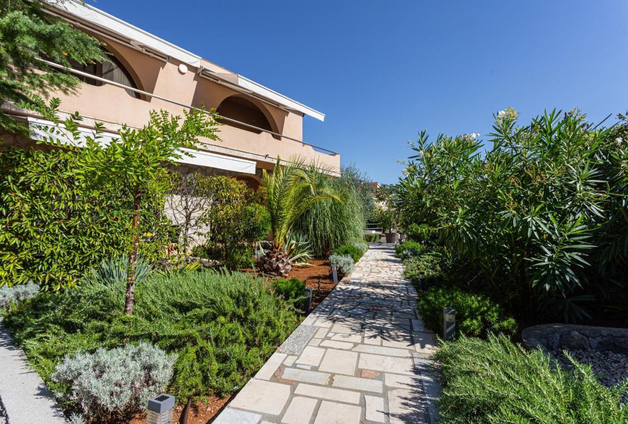 Apartments House Barbara Корнич Екстер'єр фото