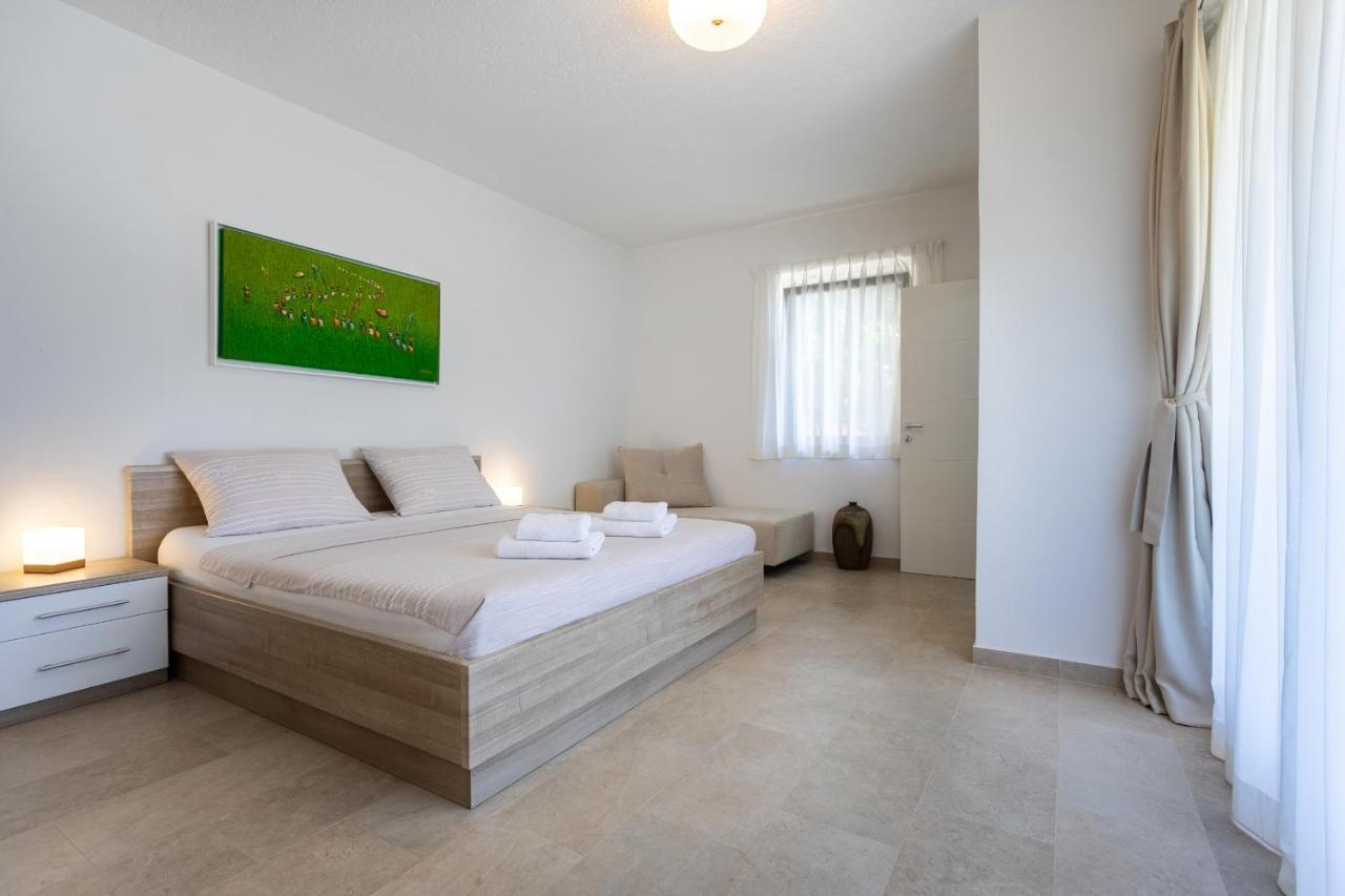 Apartments House Barbara Корнич Екстер'єр фото